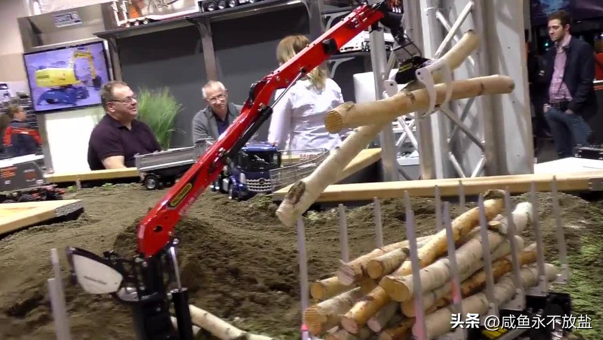 从林业运营中起重机的技术探索，分析如何提升其砍伐、剥皮等性能