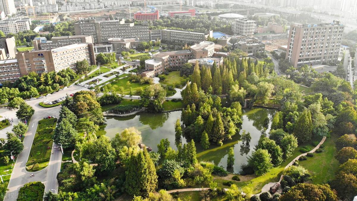 揭秘中国科技大学：华东五校之一，又红又专，“南七科学家学校”