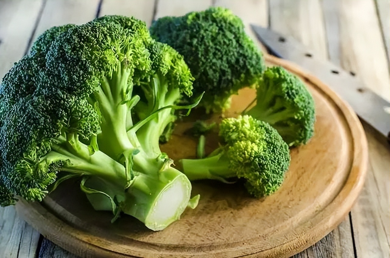 肝不好的人经常吃面条有影响吗,肝不好的人可多吃四种食物