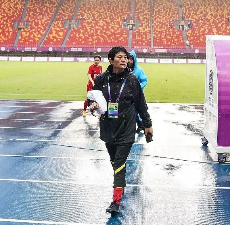 今天她又上热搜了,今天她