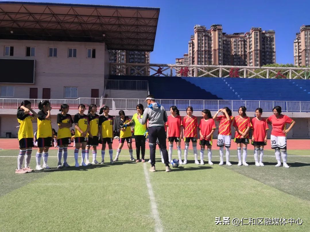 奔跑吧少年小学组棒球比赛,奔跑吧少年第八届中小学生篮球赛