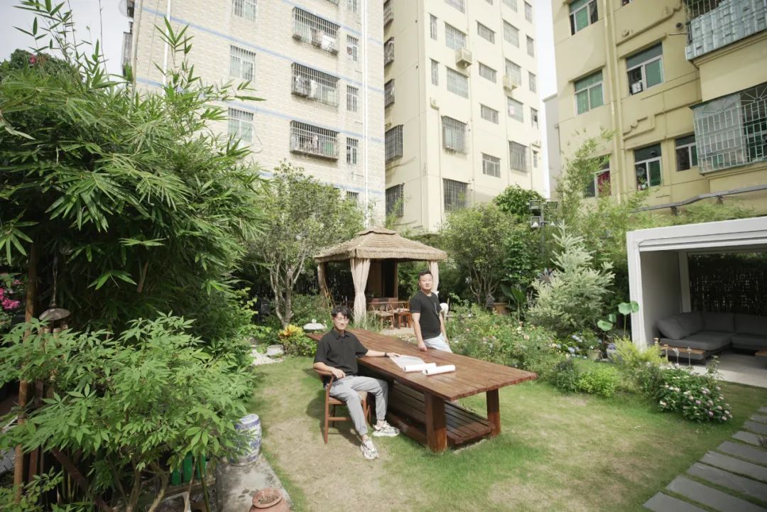 2个北大学霸，在房价10万一平的深圳市中心，造了80座花园