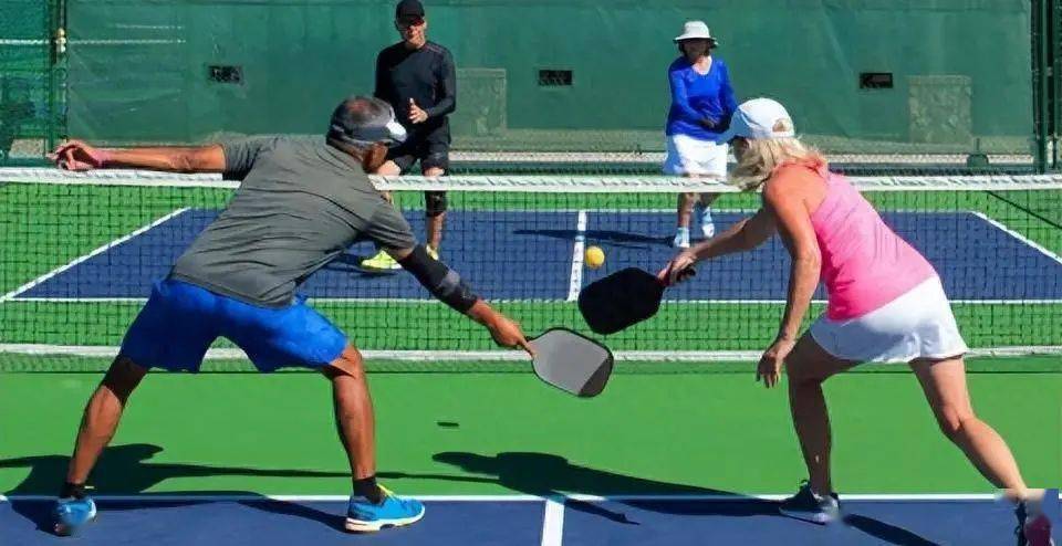 匹克球:新晋“网红运动”,你尝试过了吗?