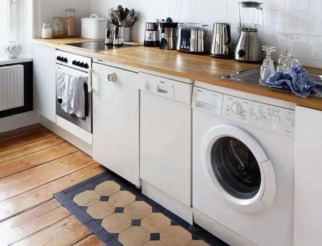 洗衣机上排水和下排水如何选择,洗衣机上排水和下排水选择