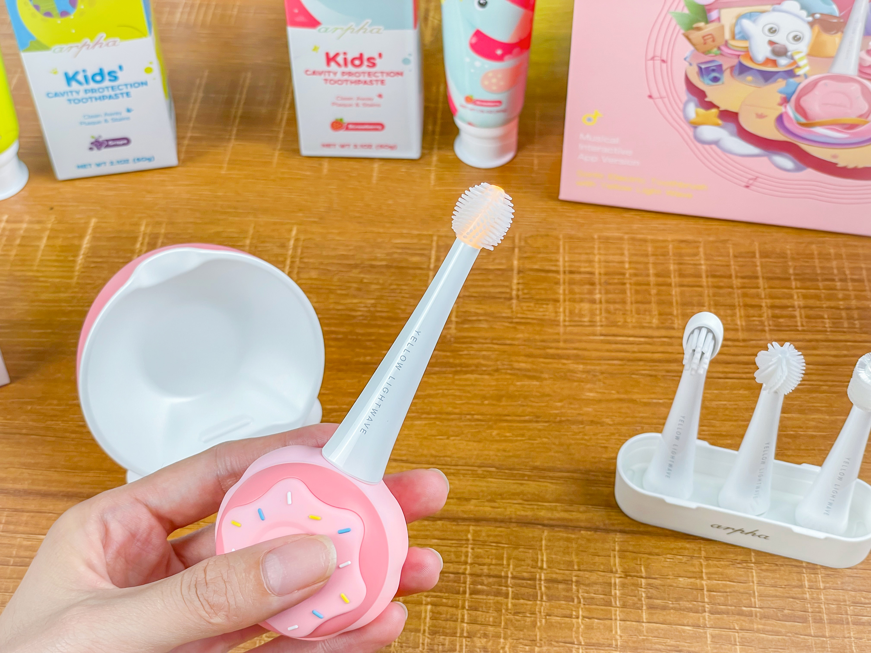 arpha儿童音乐电动牙刷马达微震动微气泡清洁深彻洁净