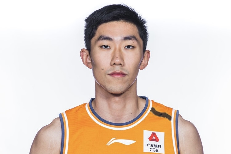 18年cba选秀大会名单,cba第一阶段上海男篮12人大名单