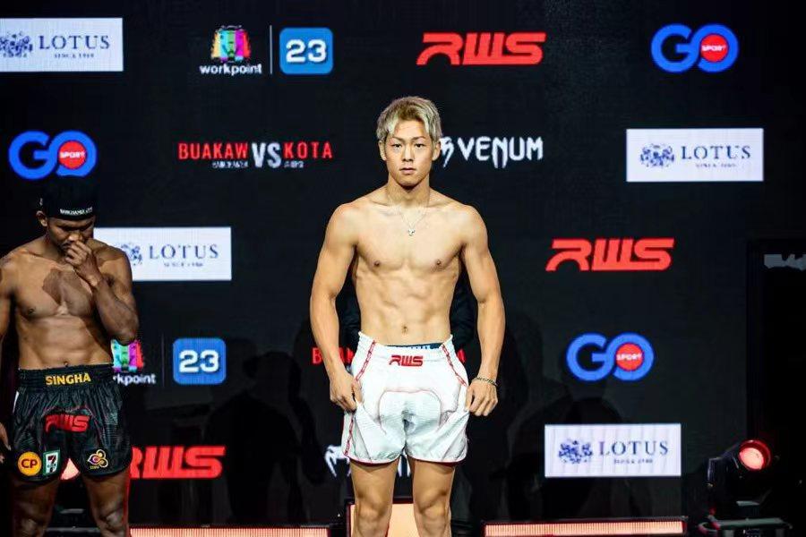 日本选手ko播求,播求输给一龙复出视频