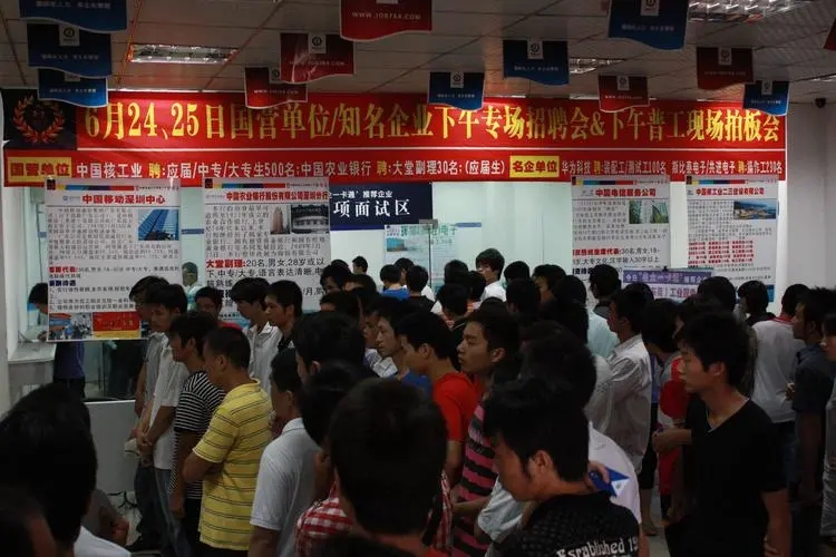 当代啃老年轻人现状,深度还原当代年轻人啃老