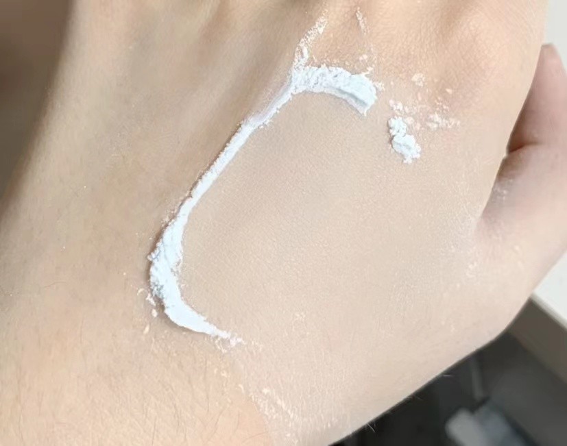 50岁女性面部日常化妆步骤,适合50岁女人的妆型