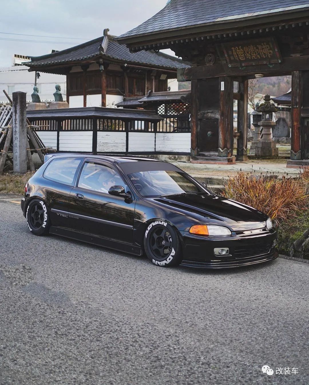 战斗范儿拉满的黑武士本田飞度GE和思域EG,兼顾素雅和张狂