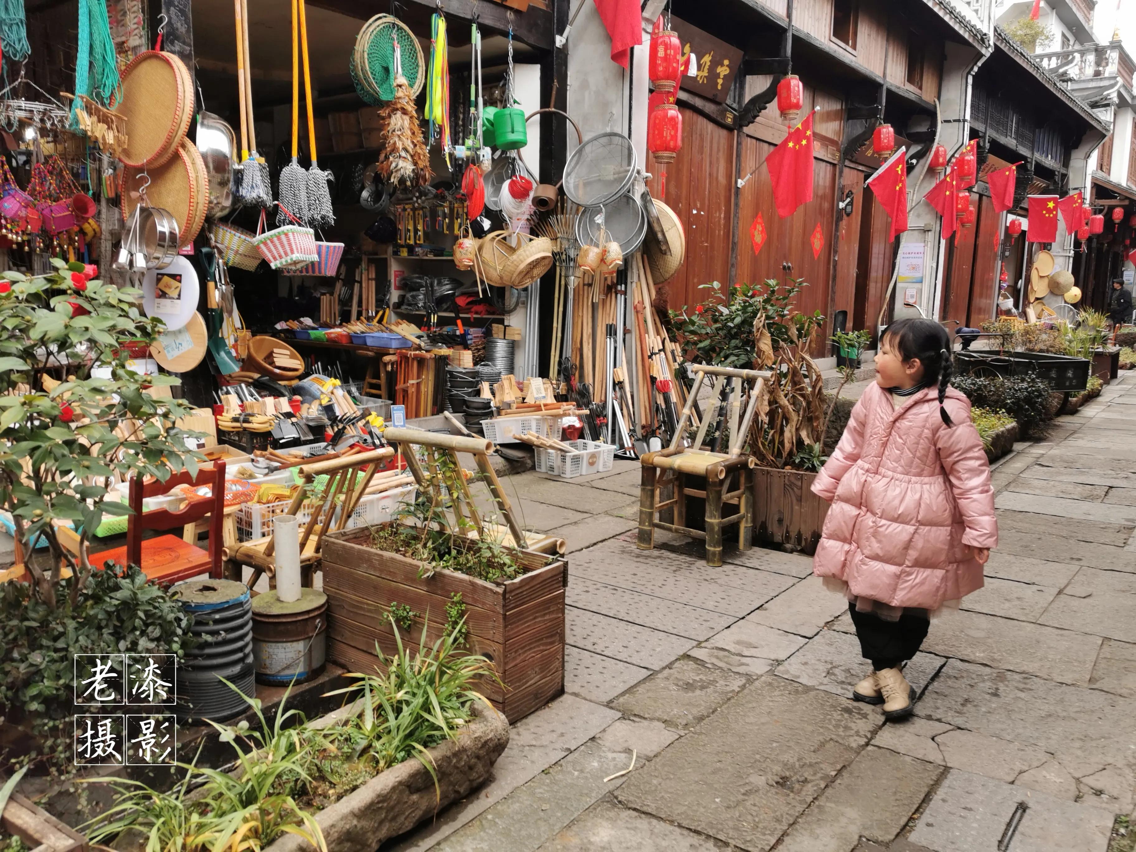 老爸的童年往事,老爸和老妈的故事