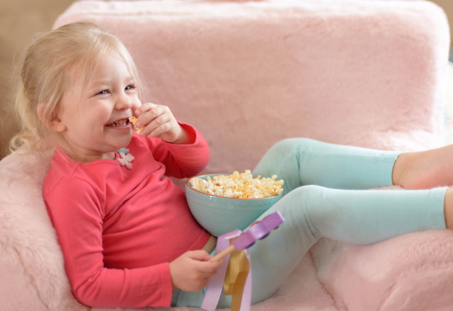 买儿童零食的店,小孩零食在哪家店铺买