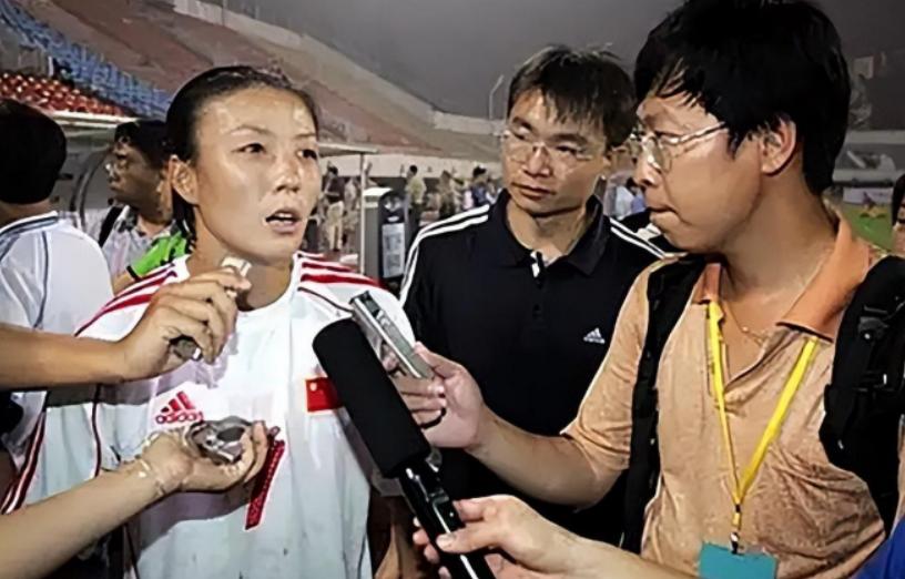 2018年，43岁的前女国脚张欧影患癌离世，临终前的生活凄惨落寞