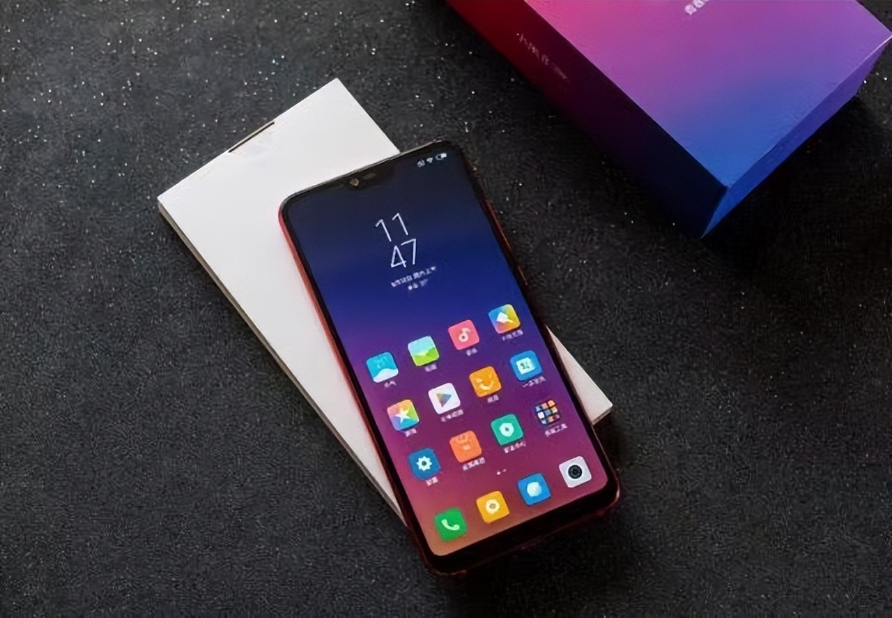 “考后经济”大热，唯品会数码产品卖爆背后，年轻人青睐性价比