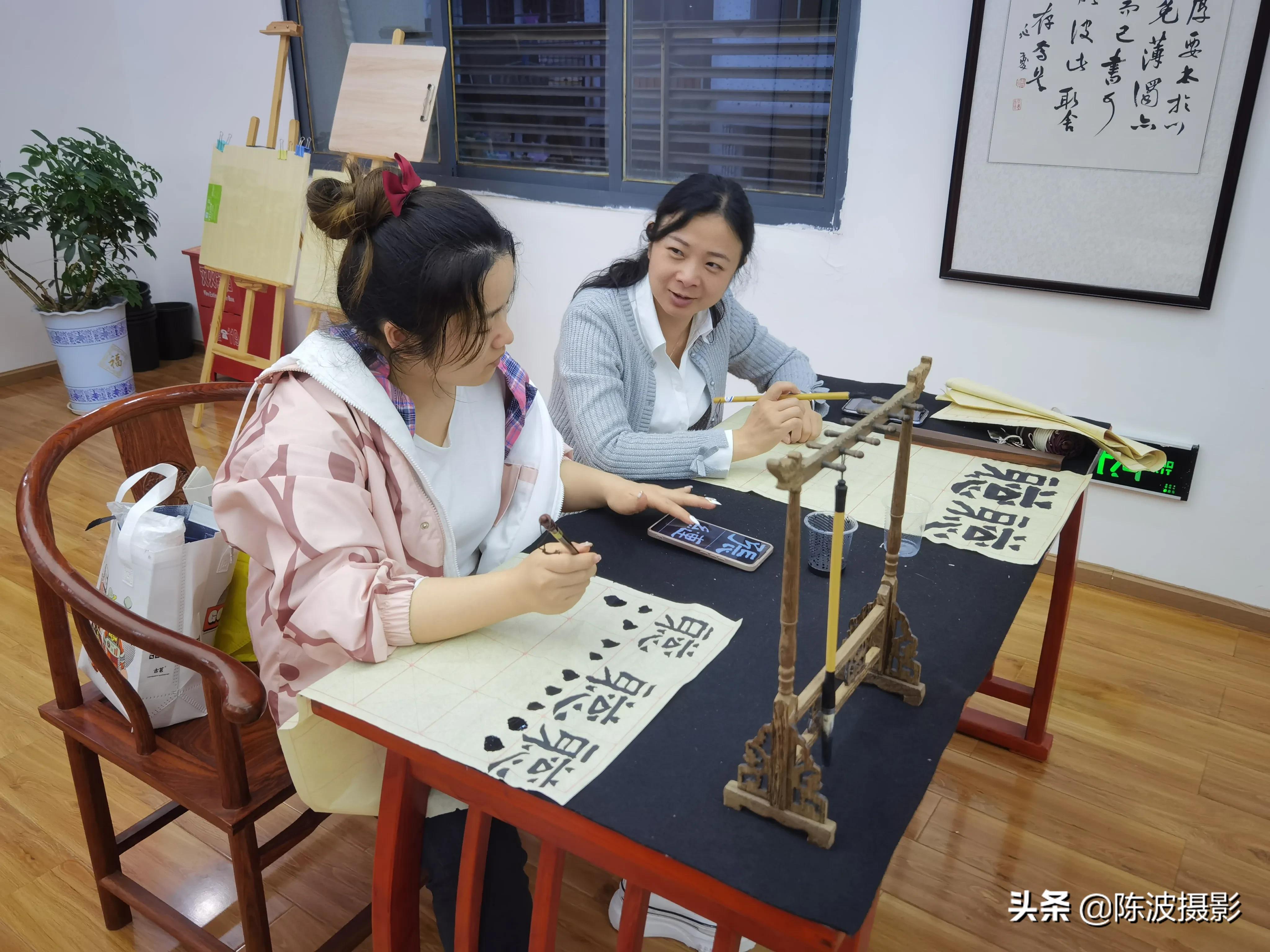 陈波行草书,名家隶书张迁碑教学视频