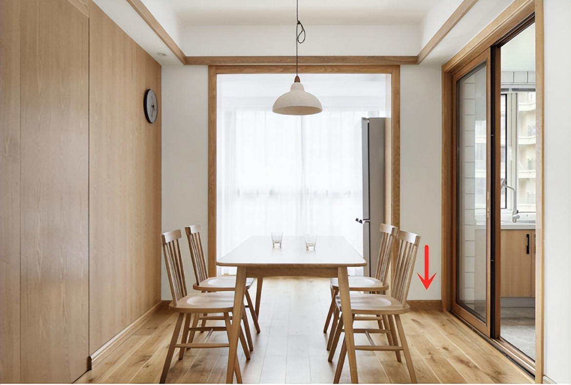 踢脚线如何选择比较实用,踢脚线怎么选才不会被坑