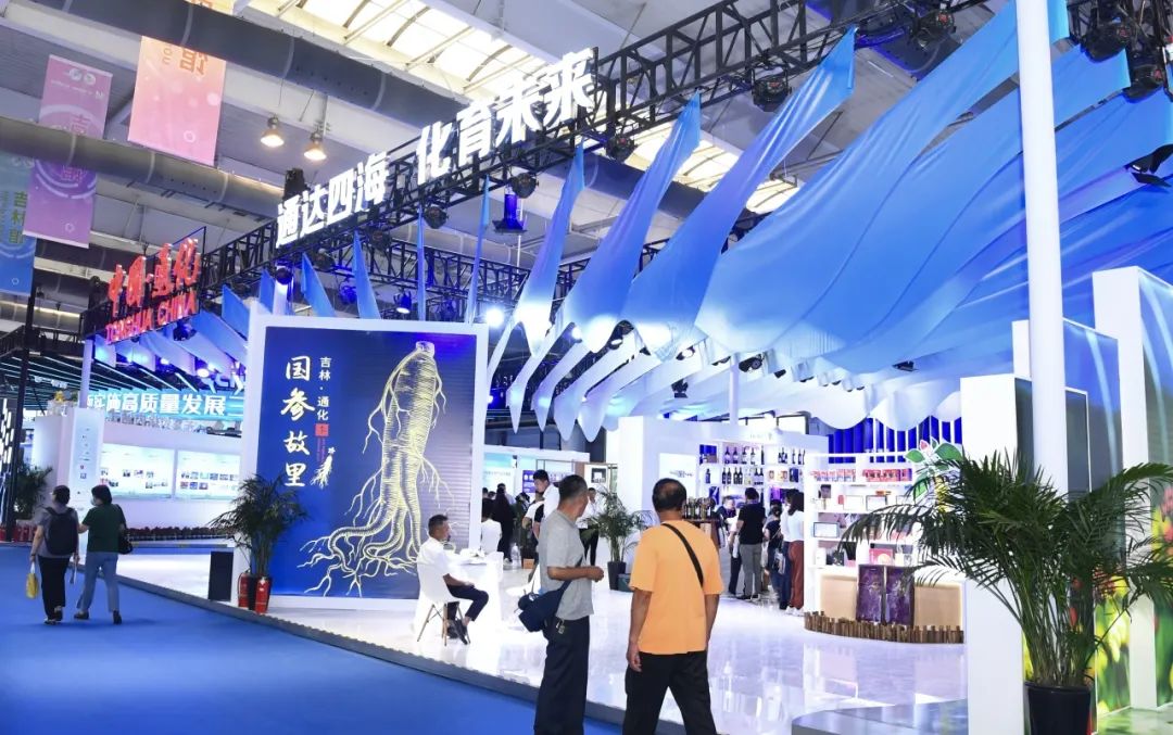 鎶㈠厛鎺㈢濂ョ壒鑾辨柉,鎶㈠厛鎺㈠崠鍦哄畬鏁寸増