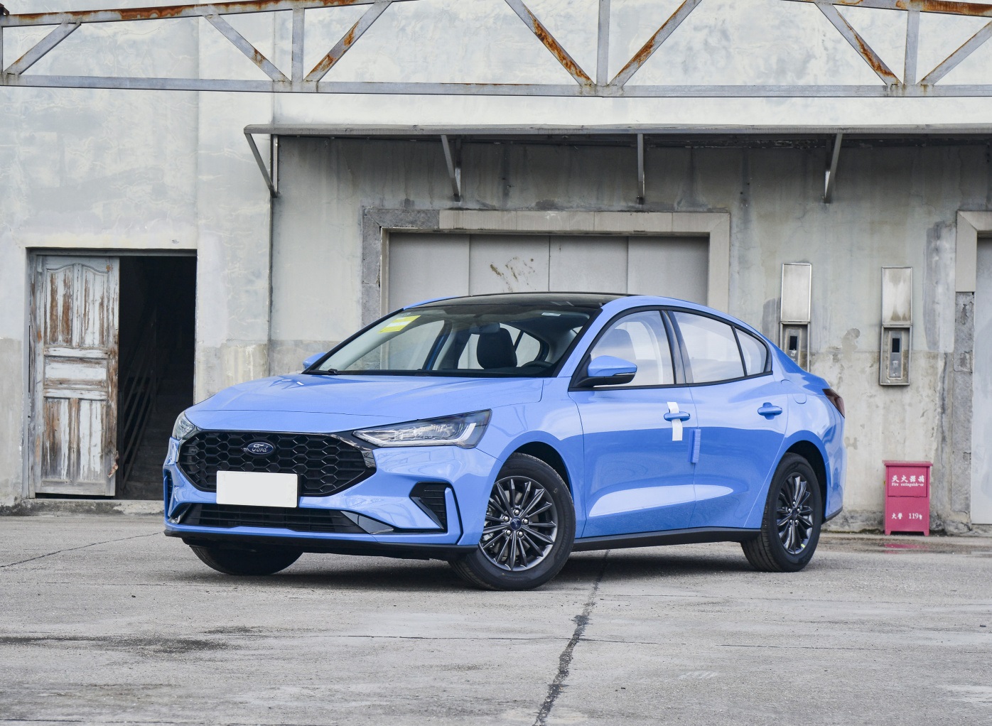 22款三厢福克斯值不值得买？自动竞速版性价比怎么样？