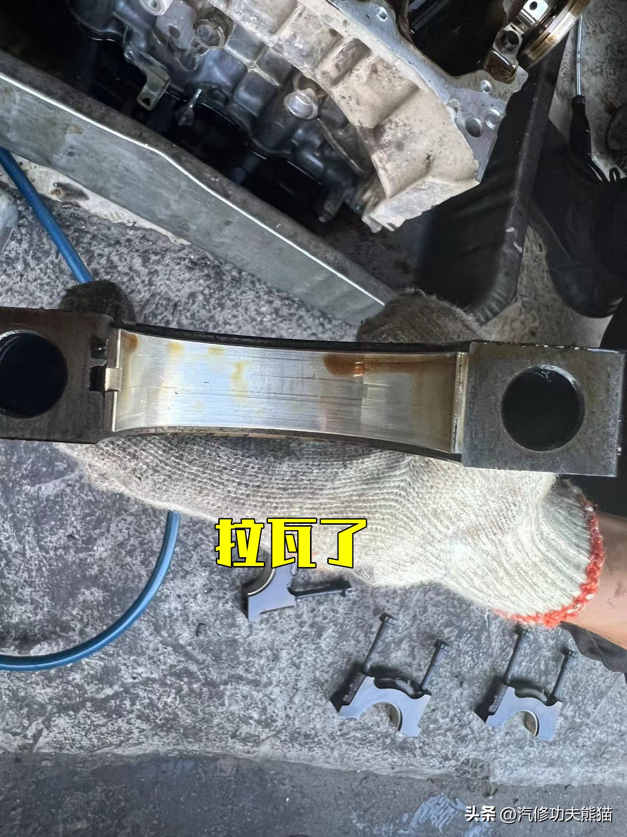 一车传三代丰田越野,六代半丰田凯美瑞烧机油