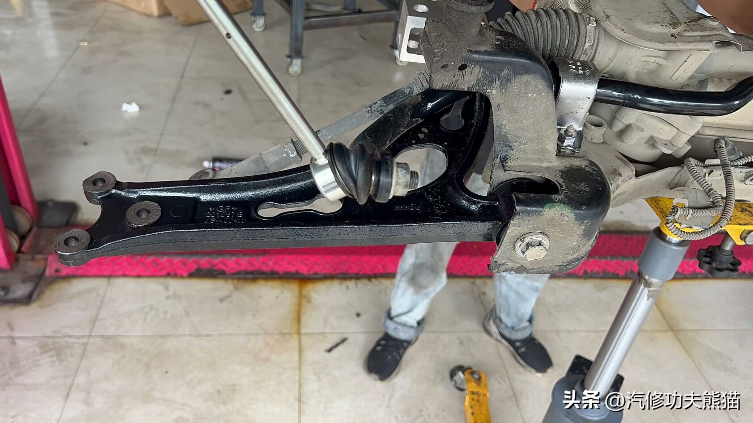 武汉小轿车烧机油处理办法,老款斯柯达烧机油解决方案