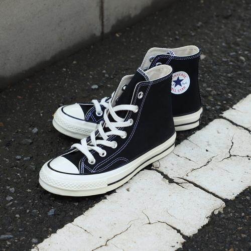 匡威是抄袭回力的吗,为什么匡威和回力不一样