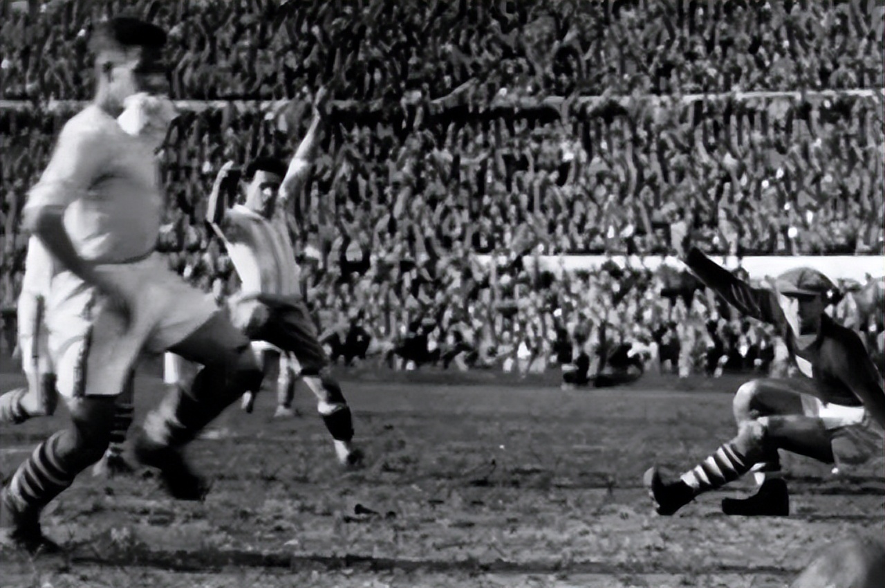 “夺命”世界杯:总理下令不夺冠就集体处决,靠对手放水保全性命