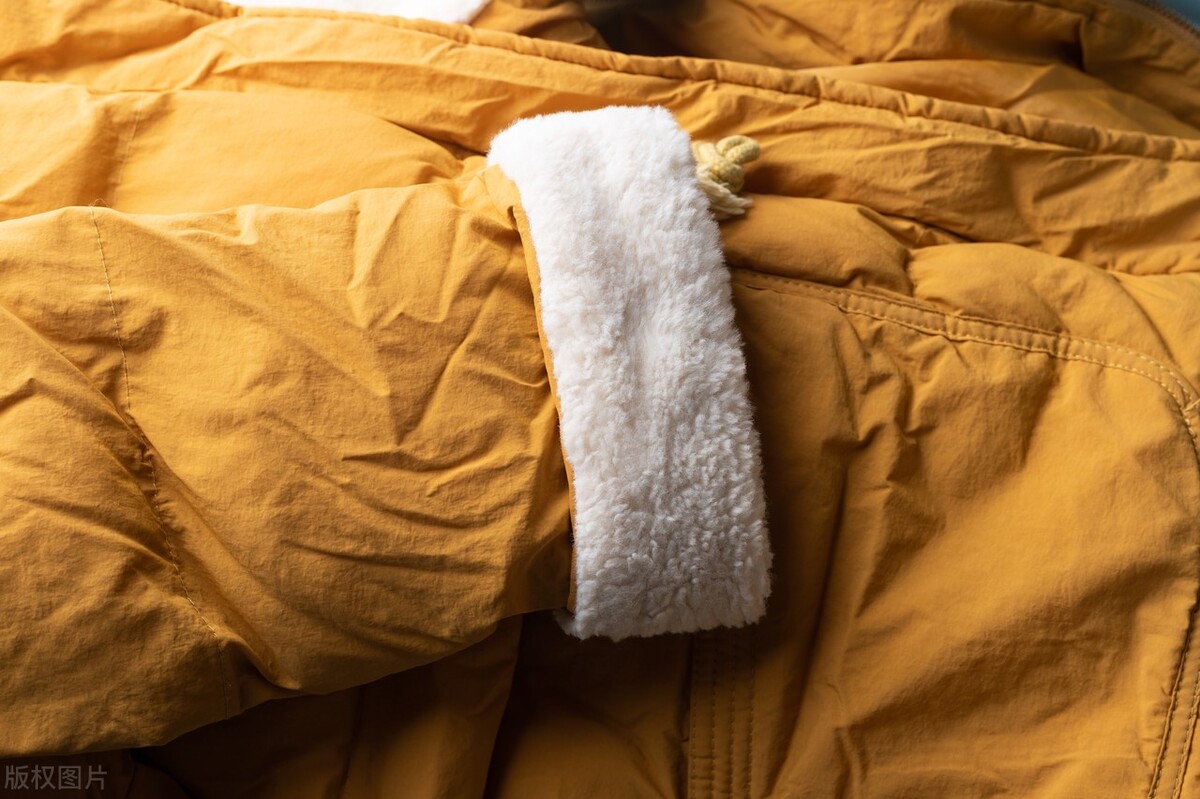 诺淇奢品洗护丨棉衣掉色，就这么洗！延长棉衣寿命