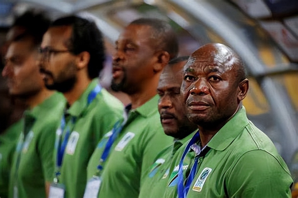 他是非洲足球先生，奥运金牌得主，大罗队友，来甲A试训无人问津