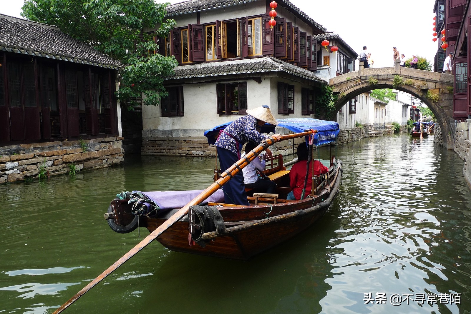 这里有许多历史悠久的古镇,从历史中走来的古镇