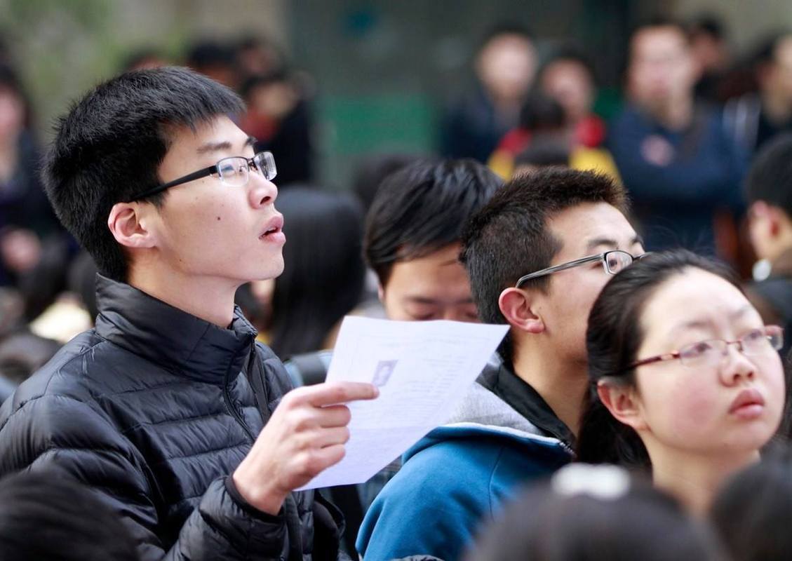 月薪过万的农民工为什么没钱,为什么民工一天挣3400元