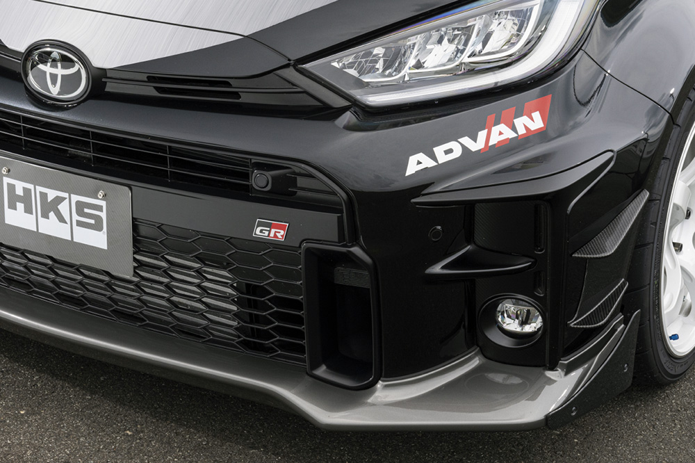 丰田yaris改装视频,丰田gryaris三缸