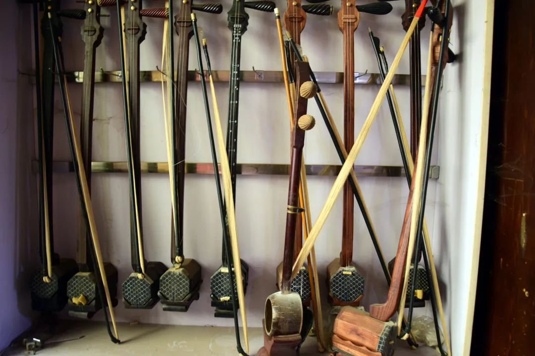 长葛一“能人”：做鲁班凳、木牛流马“一绝”！造的二胡“争着要”！