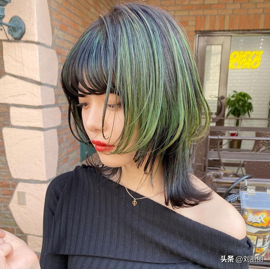 长发利落扎发好看女学生发型,女性最好看的16款发型