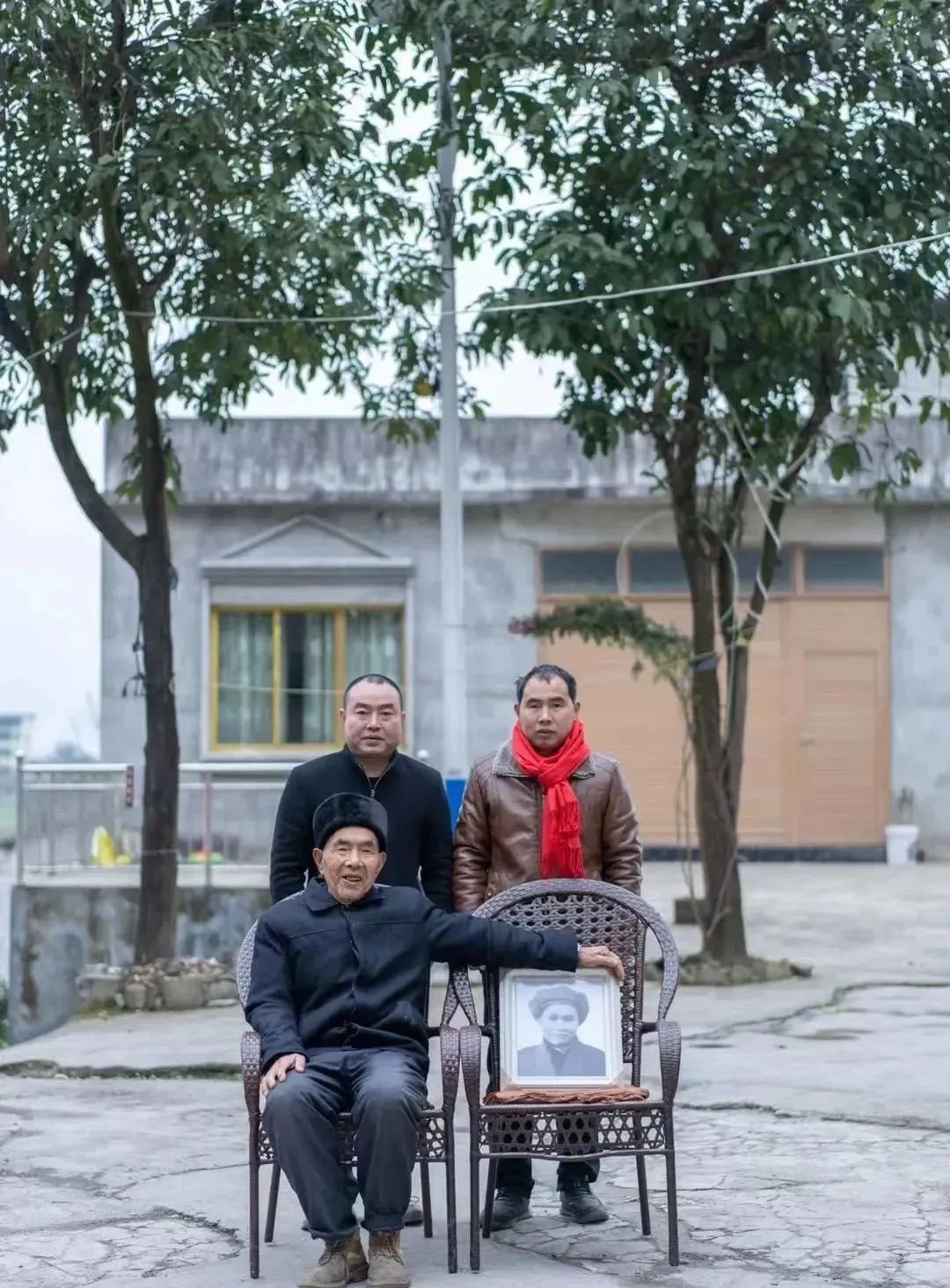 被拐25年后姐弟俩终于和妈妈团聚,母亲弟弟相继被拐