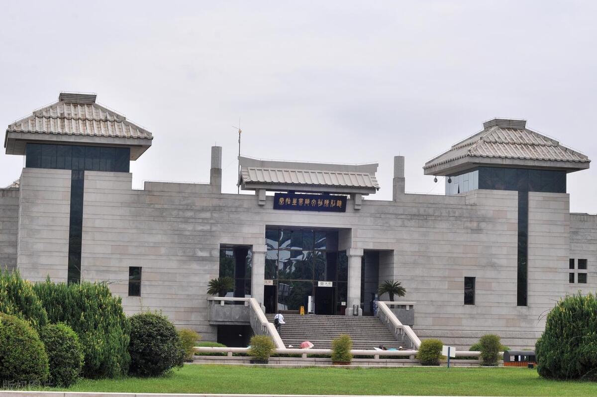 西安7日游攻略住宿便宜,西安华山一日游住宿价格