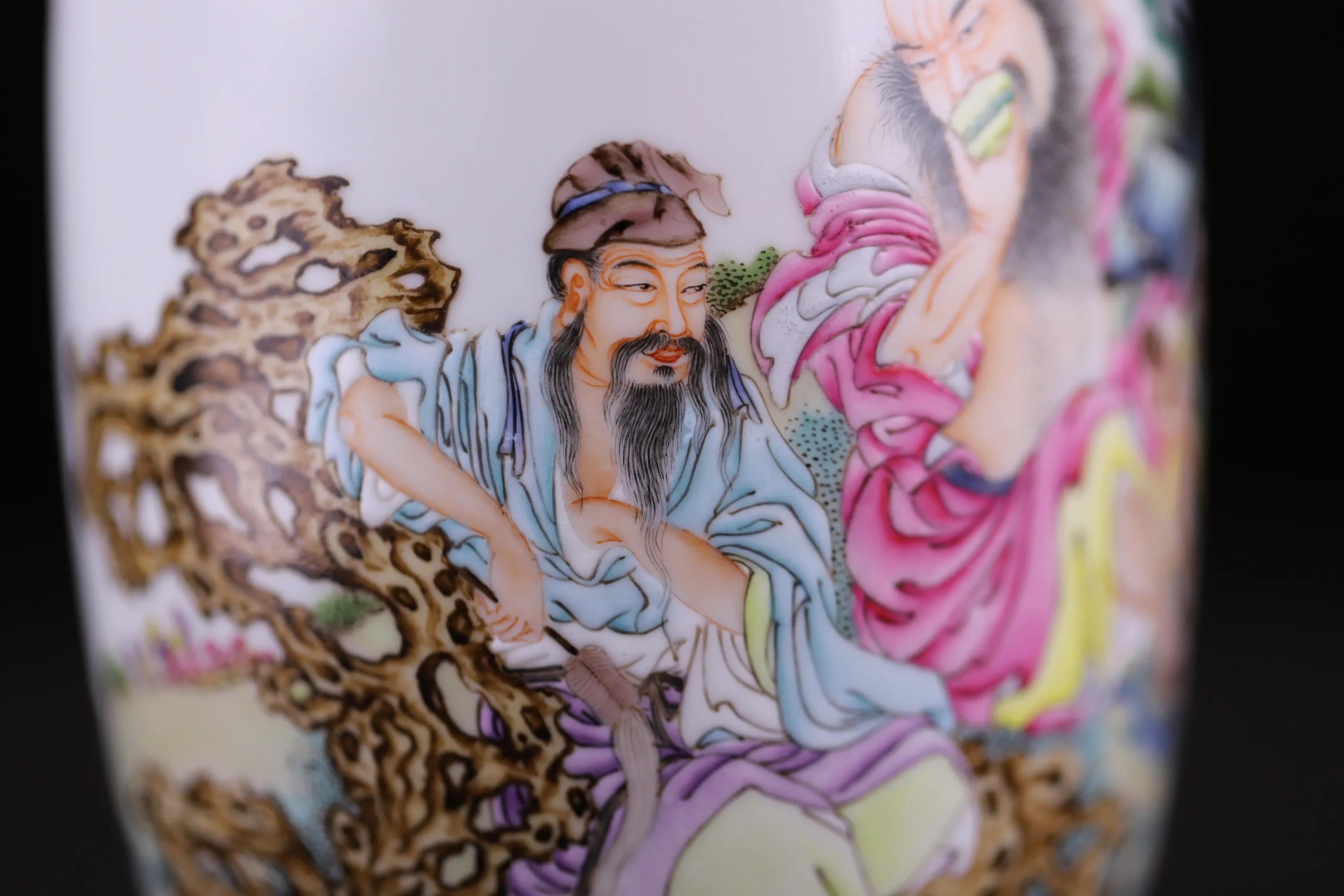 雍正官窑粉彩三仙醉酒图瓶,雍正胭脂红粉彩开窗龙瓶