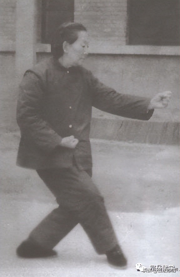 形意拳三尖式,形意拳三体式是什么