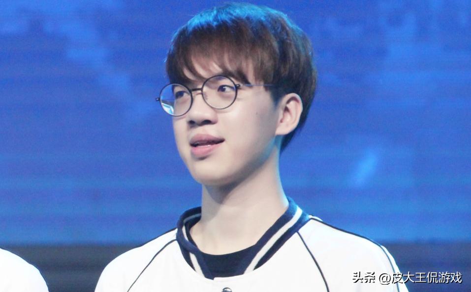 被uzi称为最好的辅助是谁,uzi评价最好的五位辅助