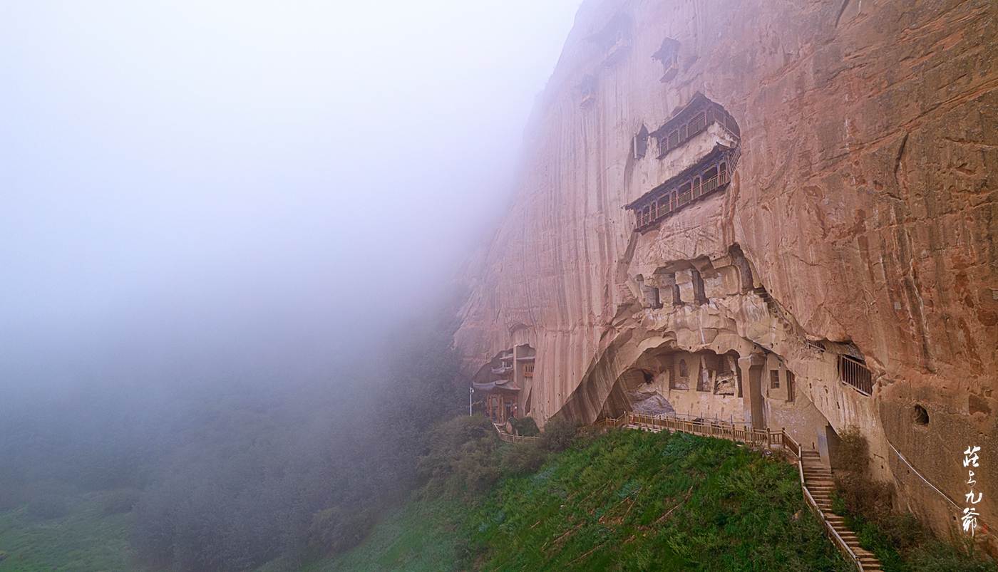 三十三天石窟,攀爬三十三天石窟的全程