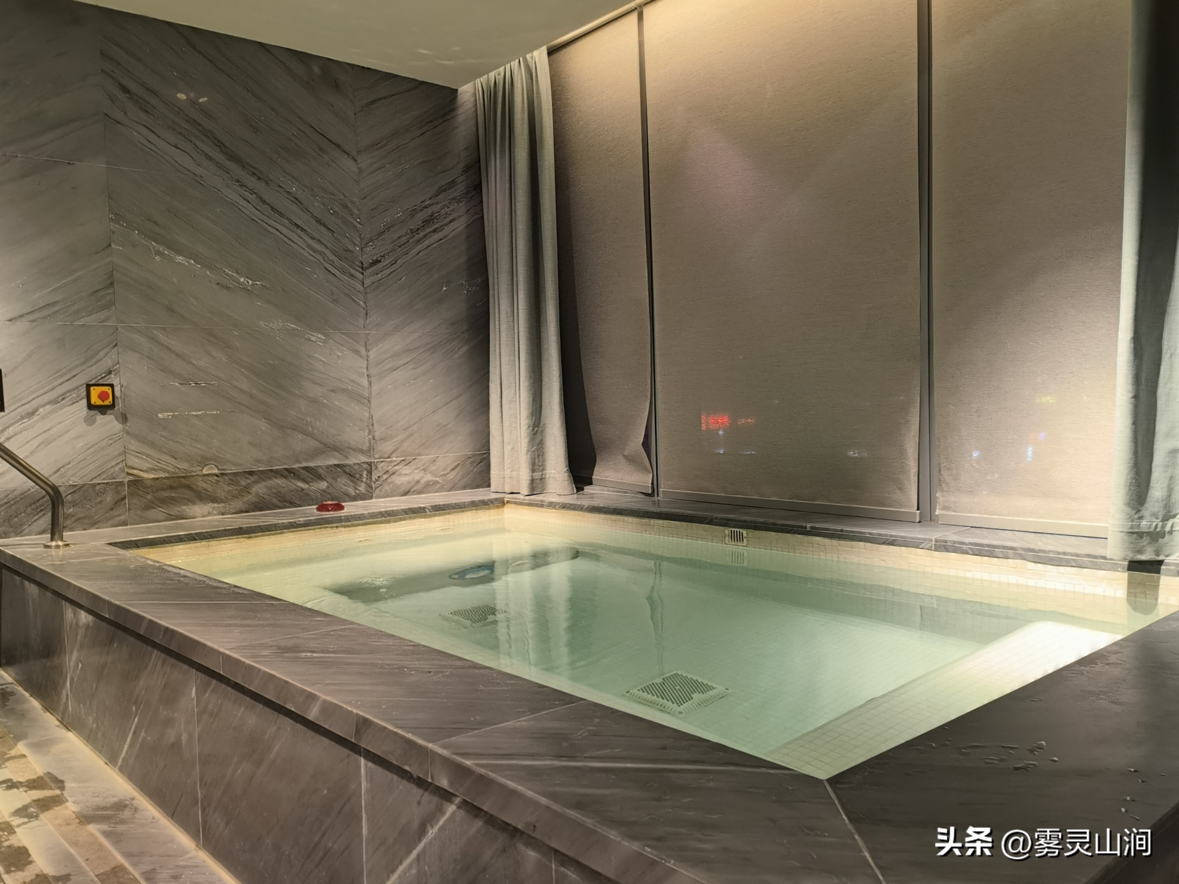 佛山罗浮宫索菲特酒店夜景,佛山罗浮宫索菲特酒店的布局亮点