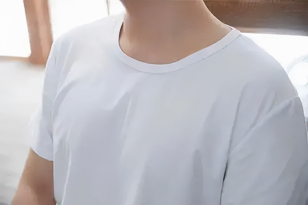 怎么选择一件好的t恤,怎么挑选一件好的t恤衫