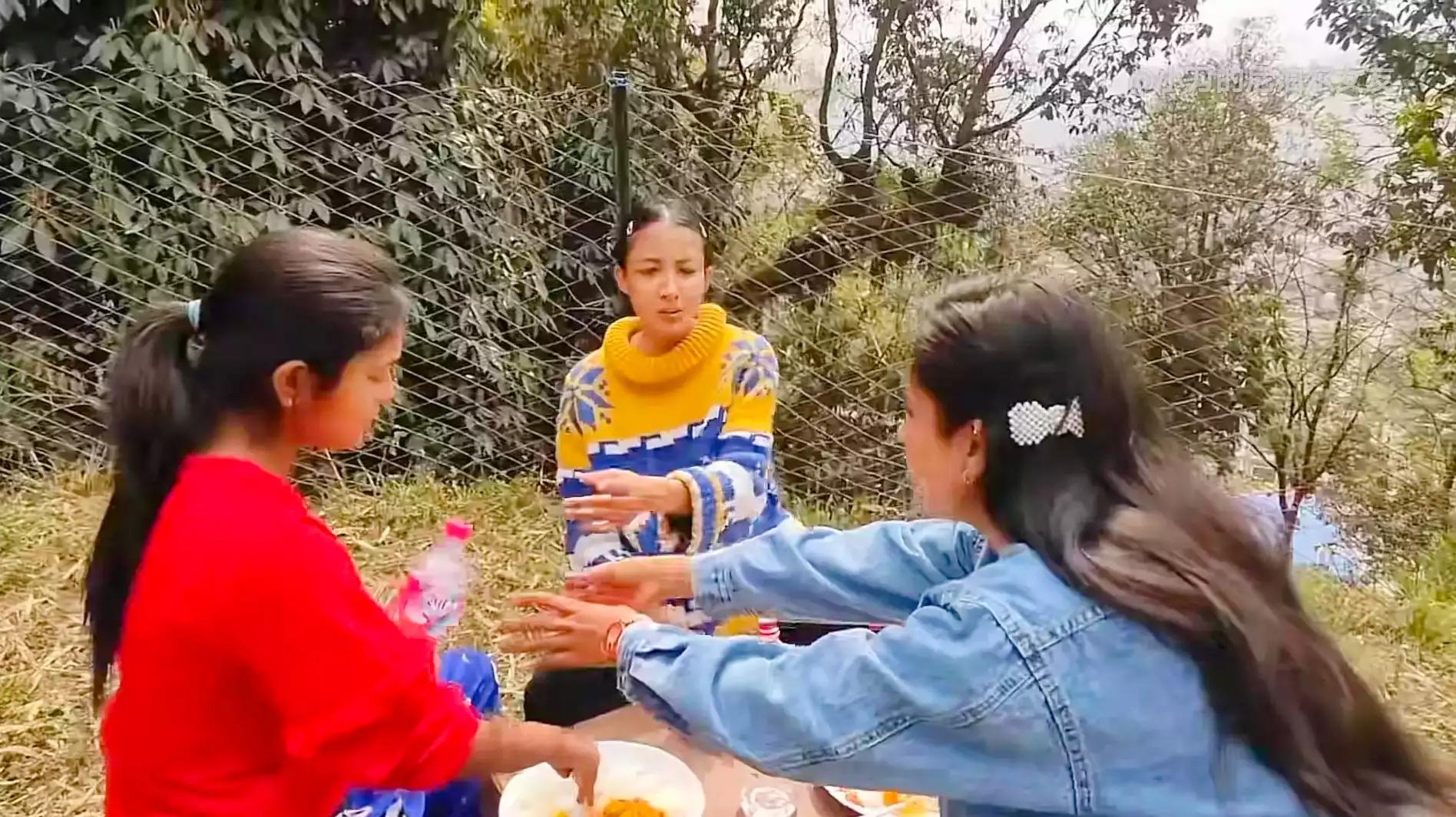 尼泊尔：铁打的别墅流水的网红你方唱罢我登场分分合合又一年