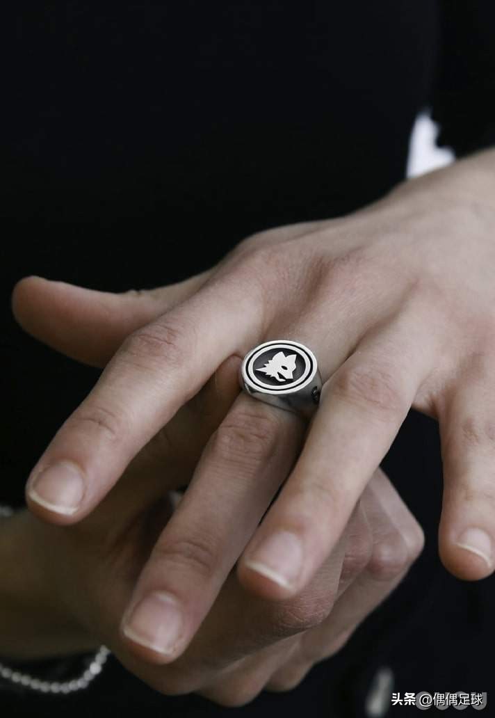 罗马与ac米兰,罗马与米兰对比