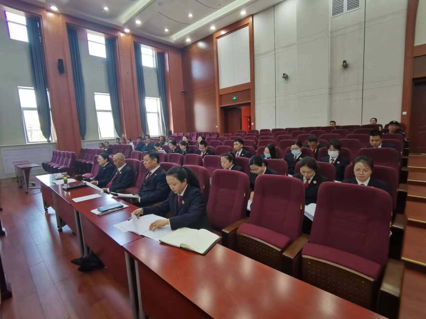 从长远角度推动高水平高质量发展,高水平发展和高质量发展