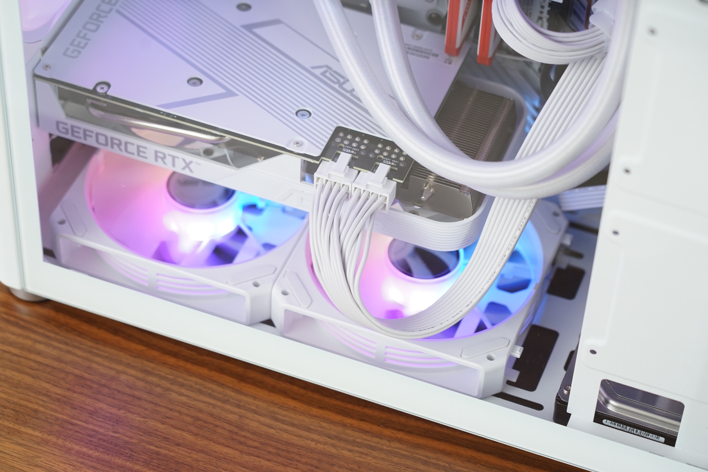 2000到3000元纯白海景房电脑配置,1800预算组装海景房电脑配置推荐