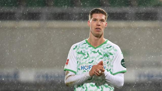 五大联赛不败金身还剩5支球队,历年五大联赛赛季丢球最少的球队