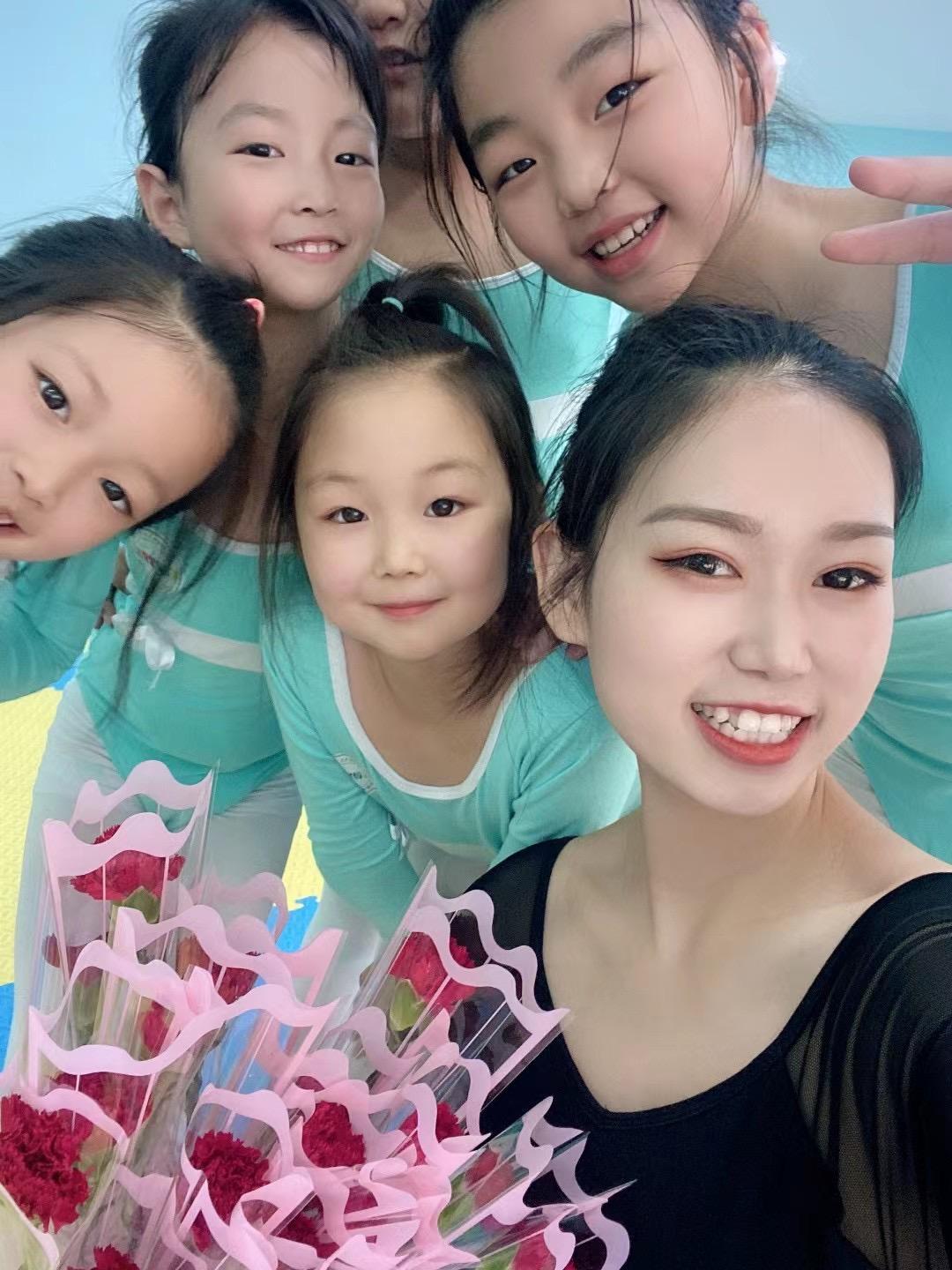 技能就业路宽广——周*交口**通技师学院毕业生就业巡礼 幼师专业