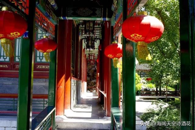 金玉良缘木石前盟寓意,金玉良缘木石前盟出处