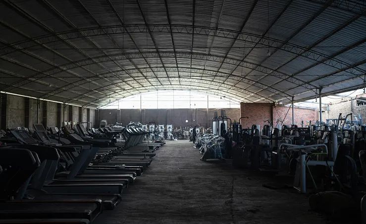 疫情挤破高负债健身房泡沫，小型店加速，大型店被迫“瘦身”？