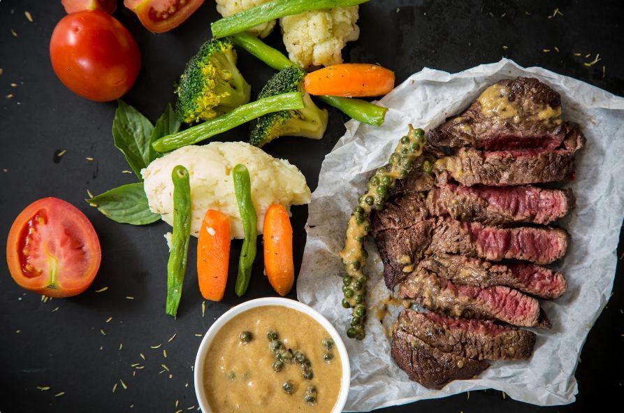 年收入过亿的足球巨星,最年轻获得世界足球先生的球员